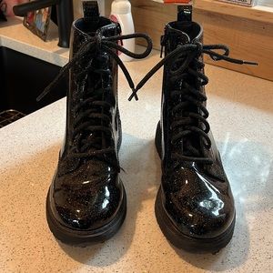 Wonder Nation Brand Black Sparkly Girls Boots SZ4